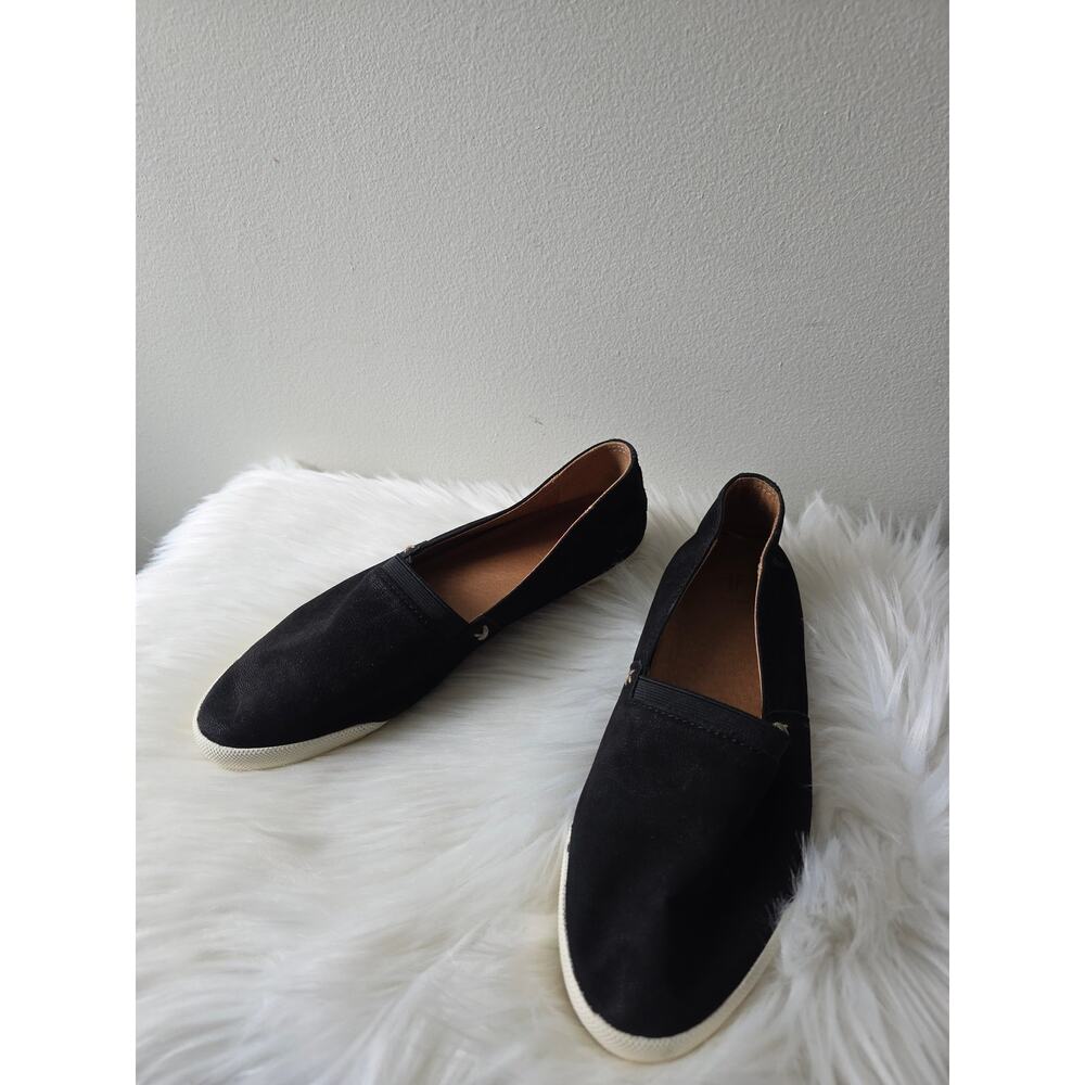 Frye Melanie Suede leather Slip On shoes for women Sz 7